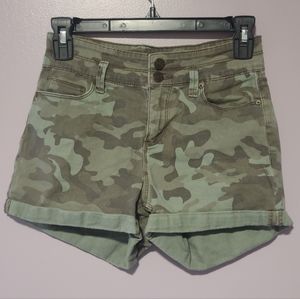 Lei Camo High Rise Tatum Shorts
